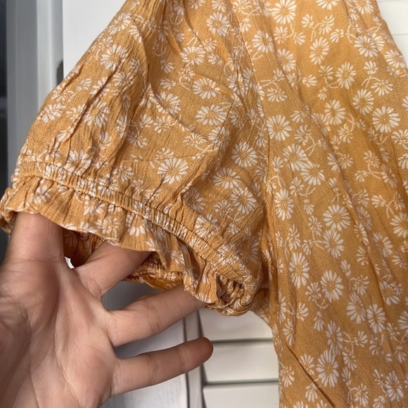 NWOT Urban Outfitters Lumiére daisy yellow sundress - Picture 5 of 5